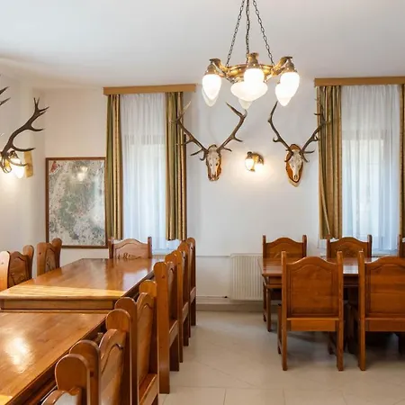 Bed & Breakfast Hidegpataki Fakapu Vadaszhaz *